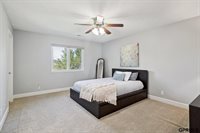 19264 Woolworth Avenue, Omaha, NE 68130