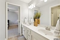 19264 Woolworth Avenue, Omaha, NE 68130