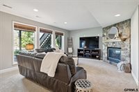 19264 Woolworth Avenue, Omaha, NE 68130