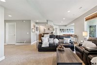 19264 Woolworth Avenue, Omaha, NE 68130