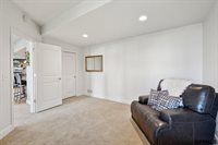 19264 Woolworth Avenue, Omaha, NE 68130