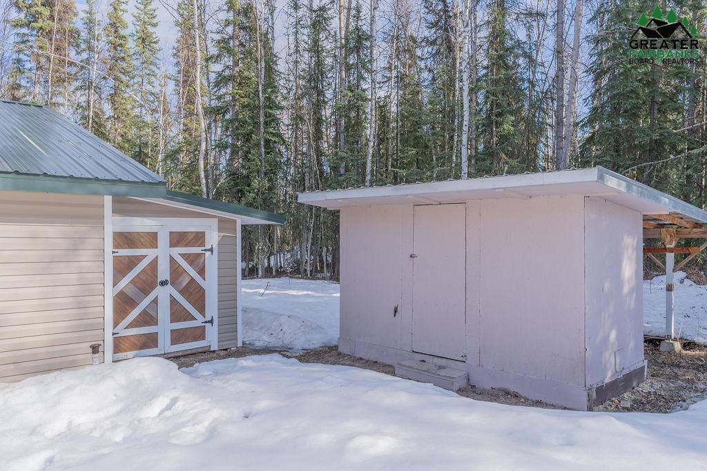 1089 Eliz Street, North Pole, AK 99705
