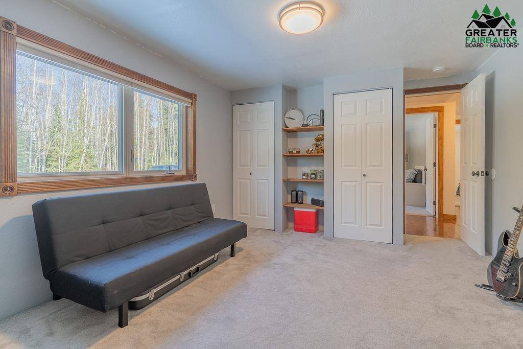 1089 Eliz Street, North Pole, AK 99705