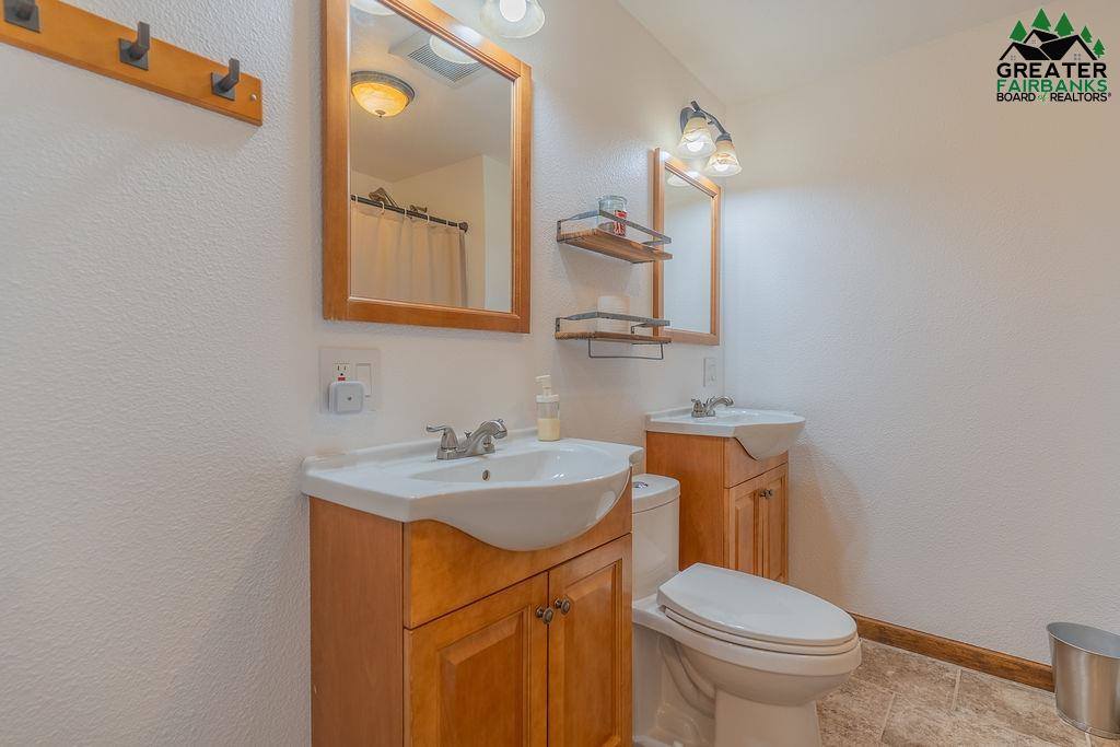 1089 Eliz Street, North Pole, AK 99705