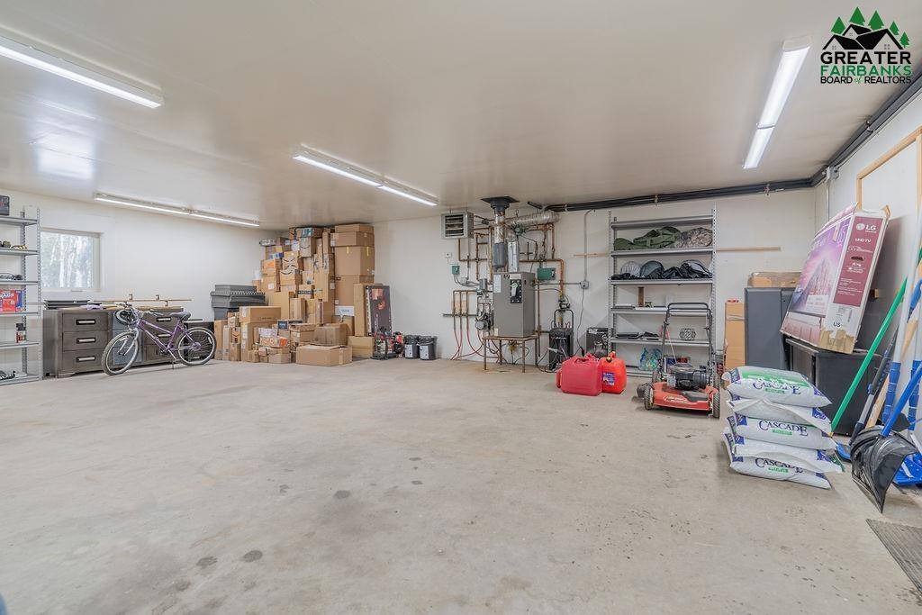 1089 Eliz Street, North Pole, AK 99705