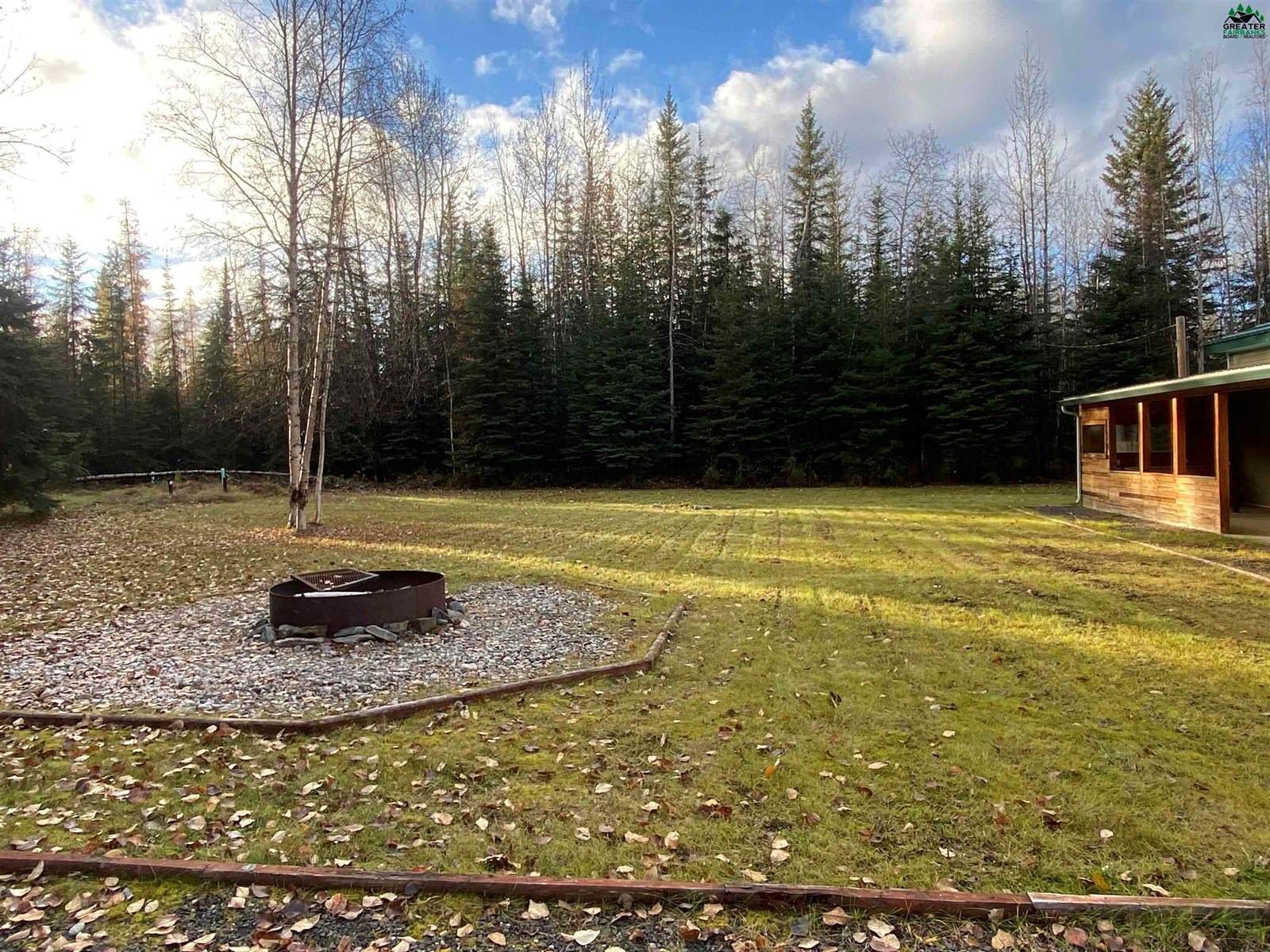 1089 Eliz Street, North Pole, AK 99705