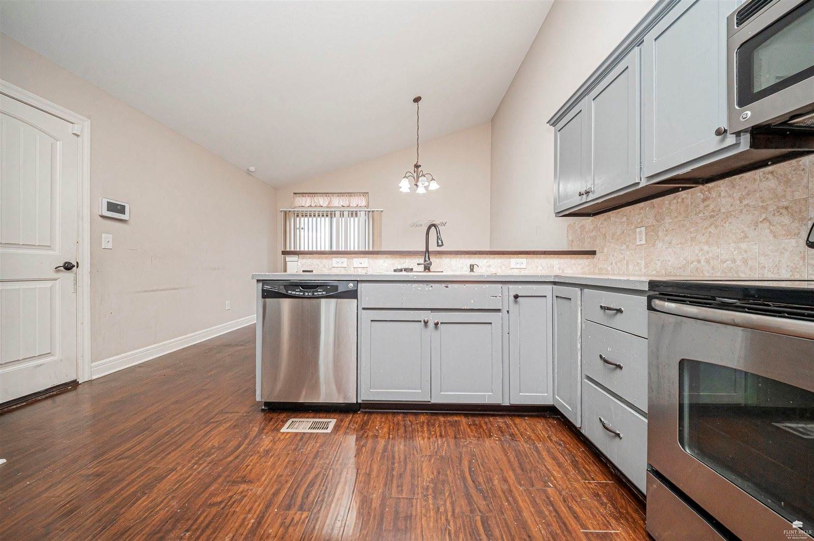 2332 Buckshot Drive, Junction City, KS 66441