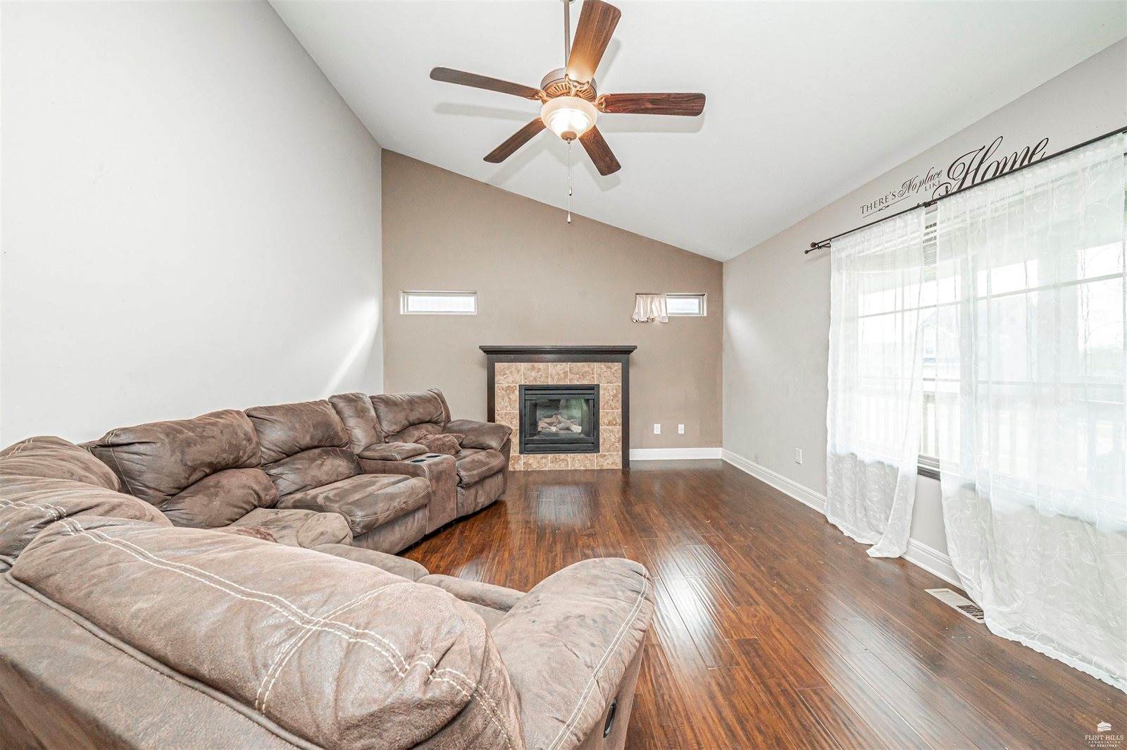 2332 Buckshot Drive, Junction City, KS 66441