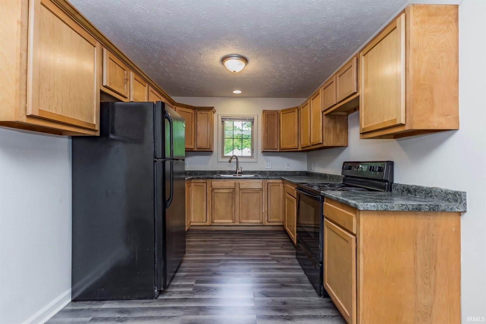 1436 W 14th Street, Muncie, IN 47302