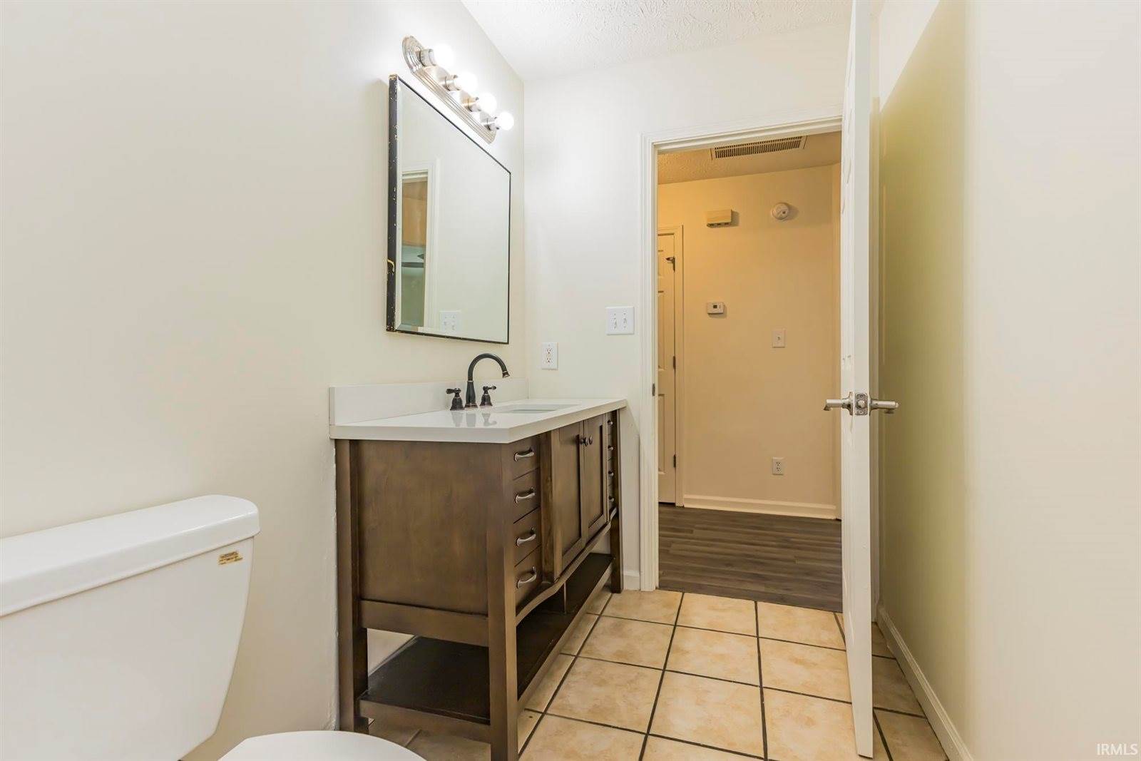 1436 W 14th Street, Muncie, IN 47302