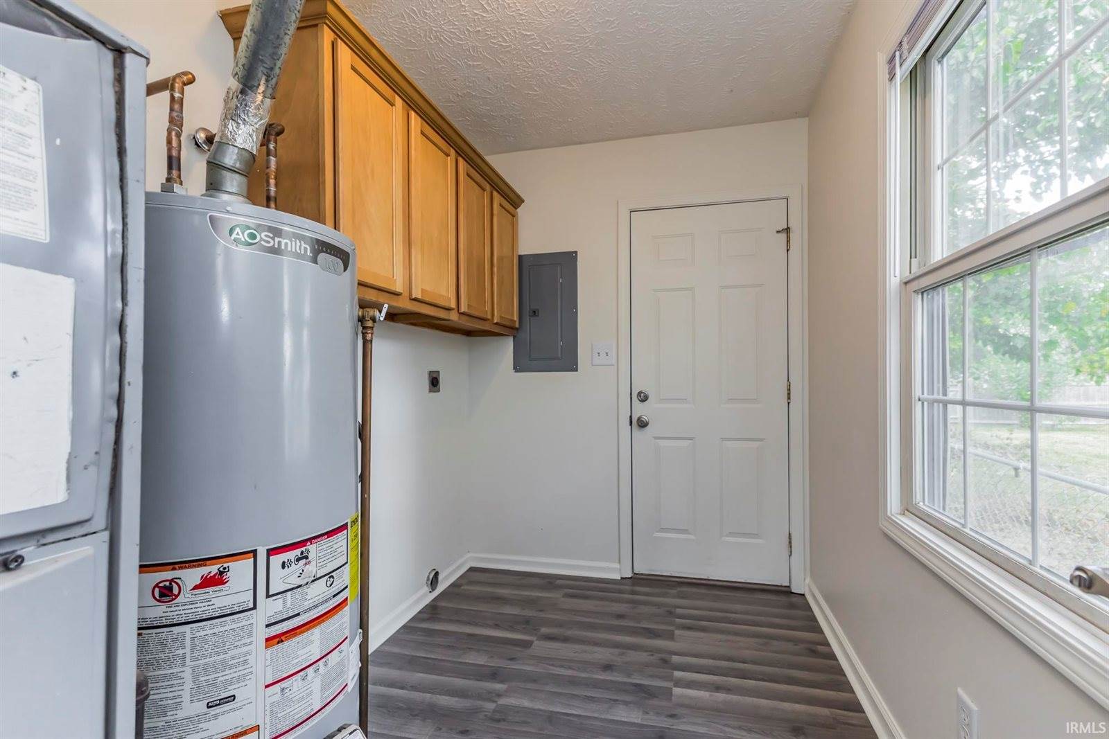 1436 W 14th Street, Muncie, IN 47302