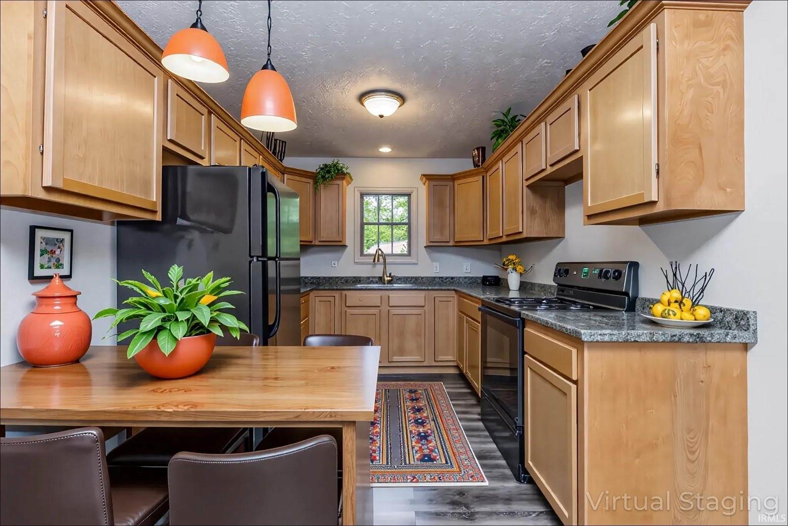 1436 W 14th Street, Muncie, IN 47302