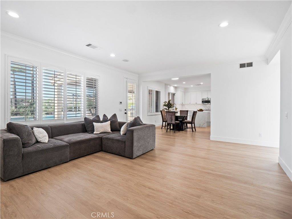 29461 Sequoia, Canyon Country, CA 91387