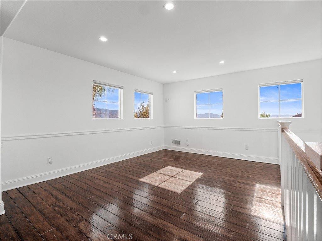 29461 Sequoia, Canyon Country, CA 91387