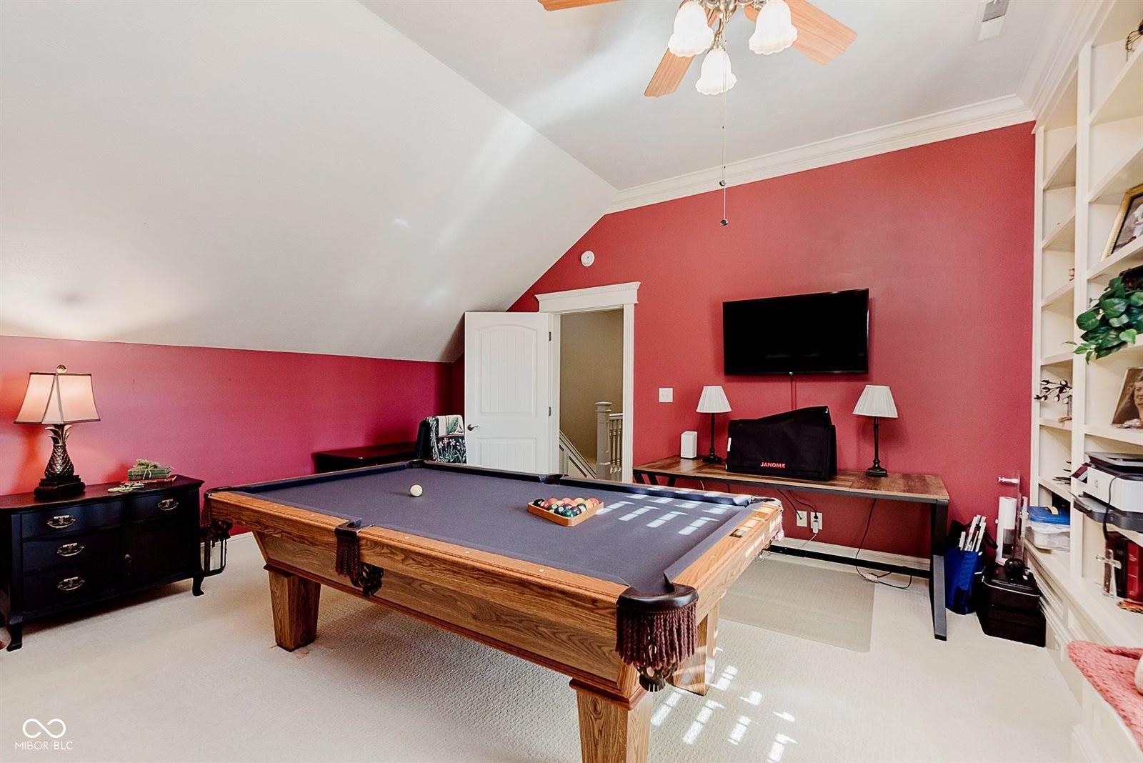 1808 North Sawmill Lane, Muncie, IN 47304