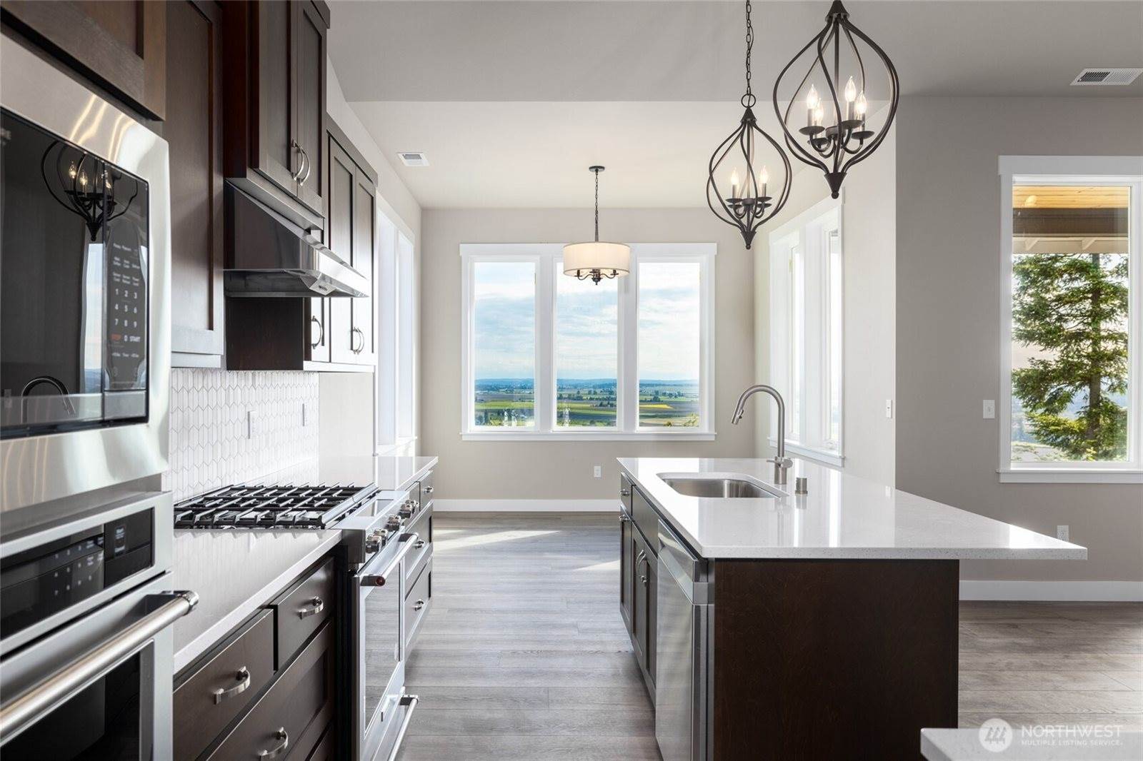 7514 Avalon Heights Way, Sedro Woolley, WA 98284