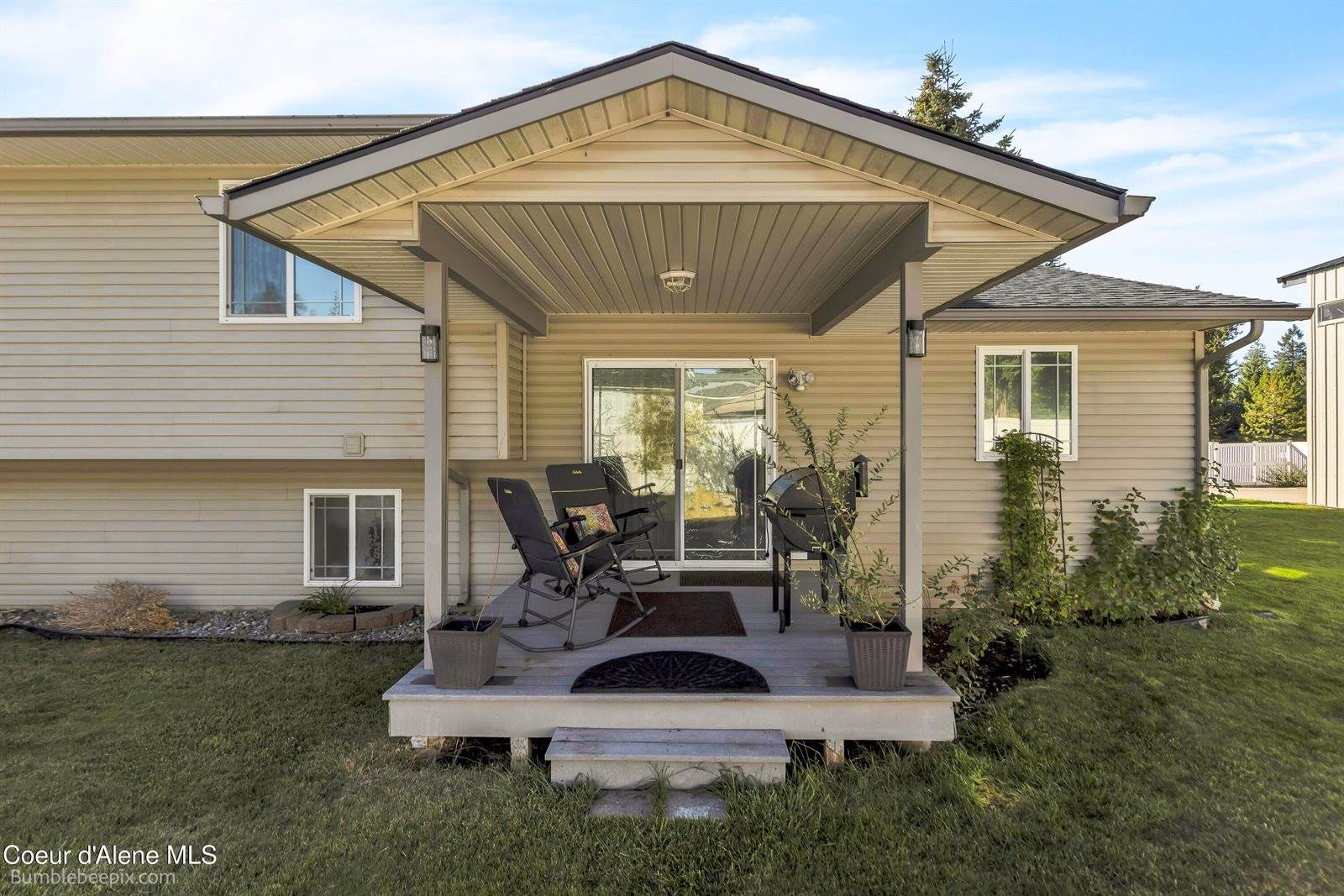 31430 North 10TH Ave, Spirit Lake, ID 83869