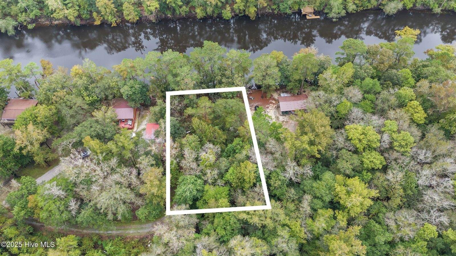 0 Bear Run Road, Burgaw, NC 28425