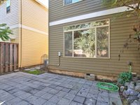 15771 SW Harvester Ln, Sherwood, OR 97140