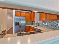 15771 SW Harvester Ln, Sherwood, OR 97140