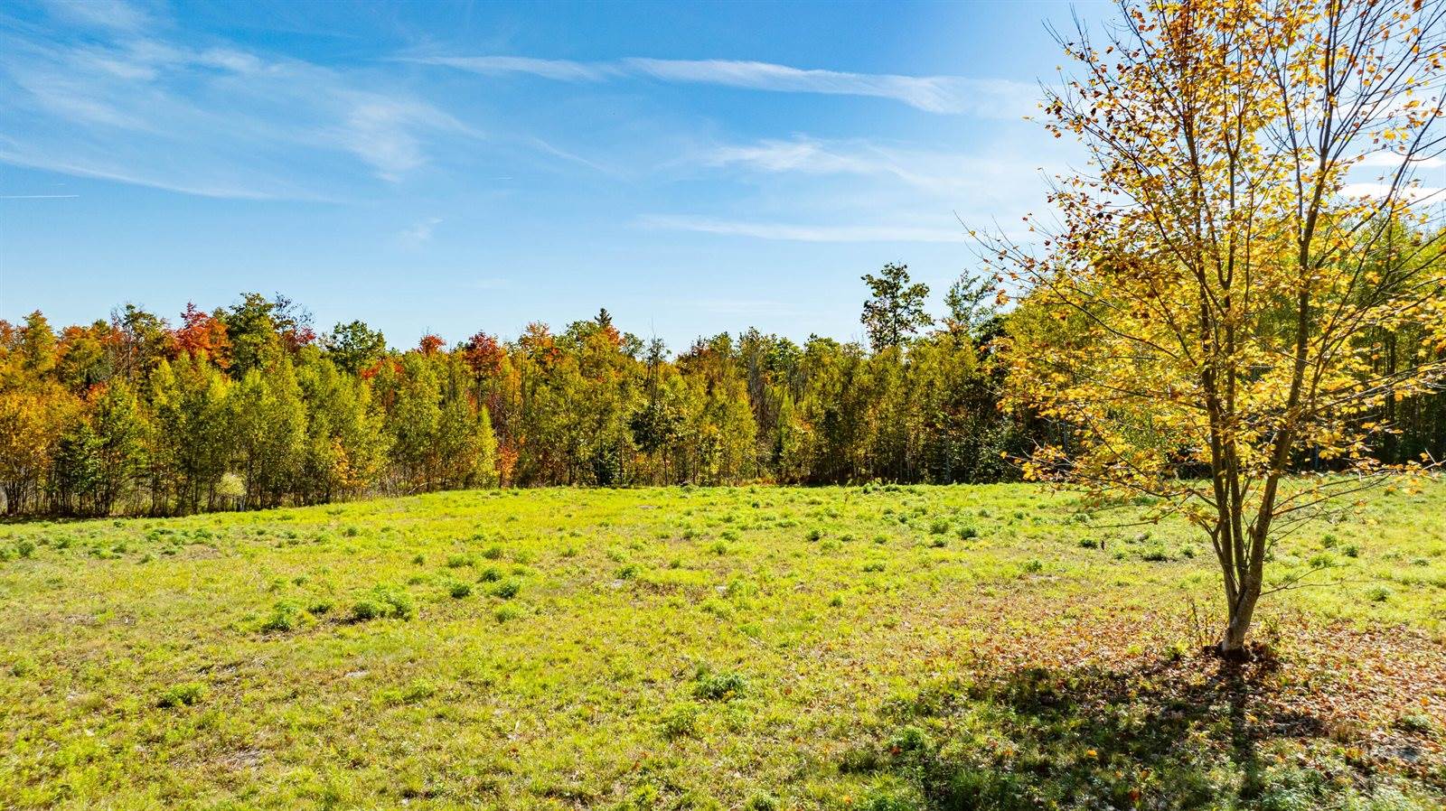 247 Commercial Street, Hartland, ME 04943