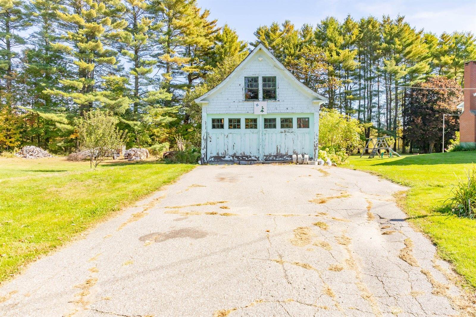 247 Commercial Street, Hartland, ME 04943