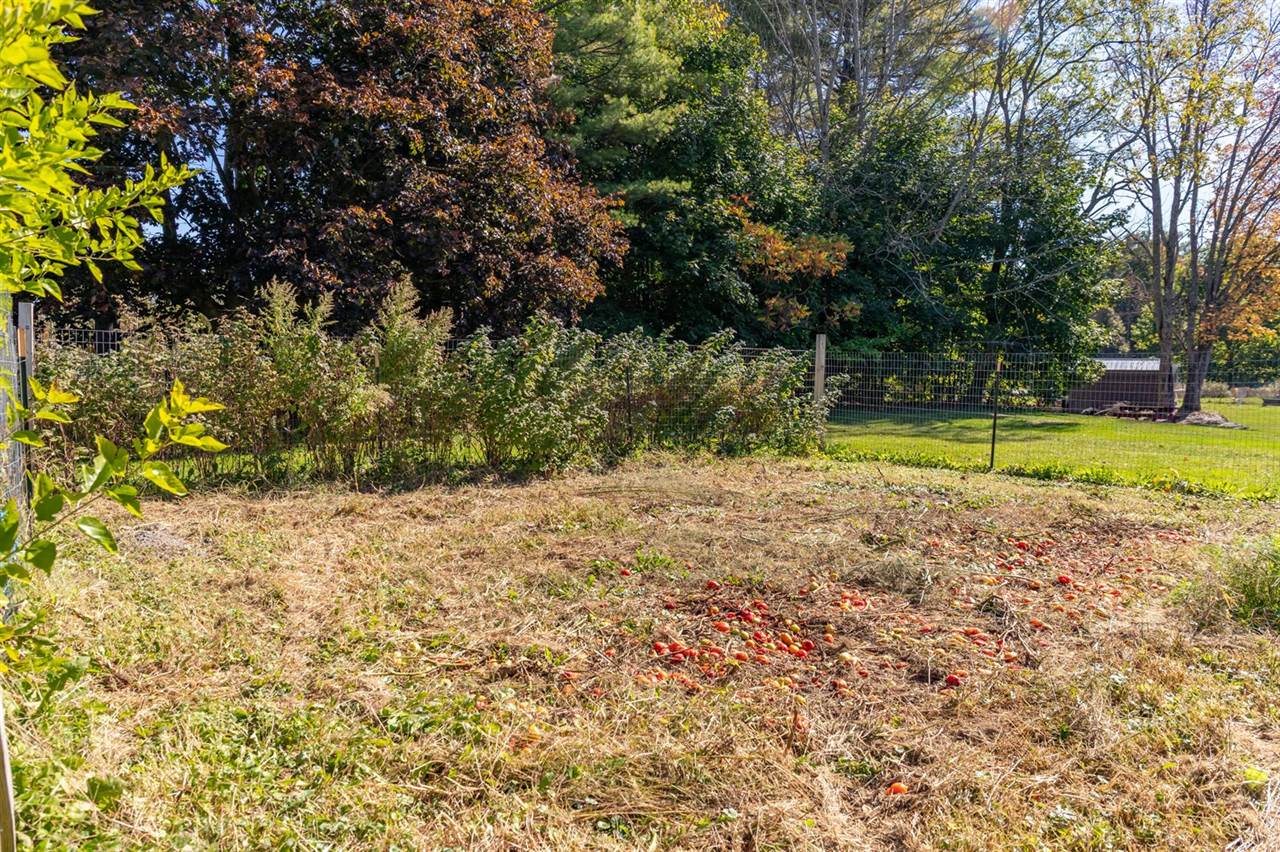 247 Commercial Street, Hartland, ME 04943