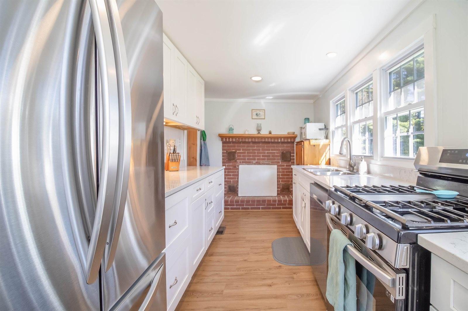 247 Commercial Street, Hartland, ME 04943