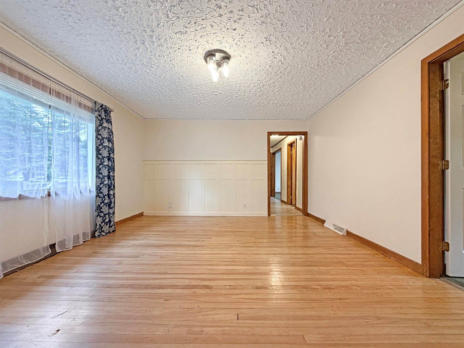 22 Washington Street, Caribou, ME 04736