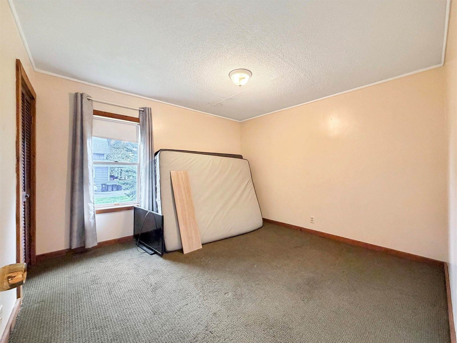 22 Washington Street, Caribou, ME 04736