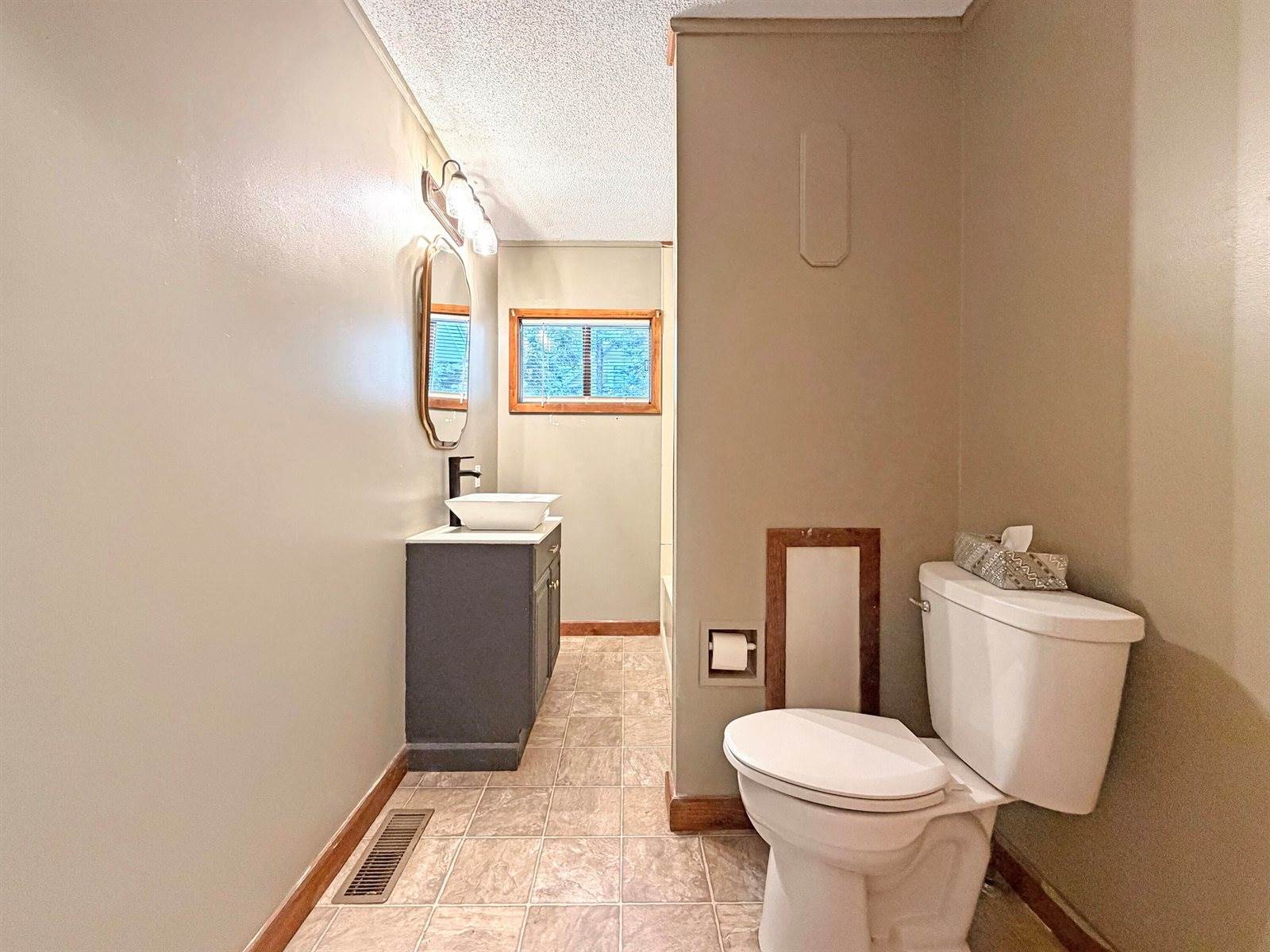 22 Washington Street, Caribou, ME 04736