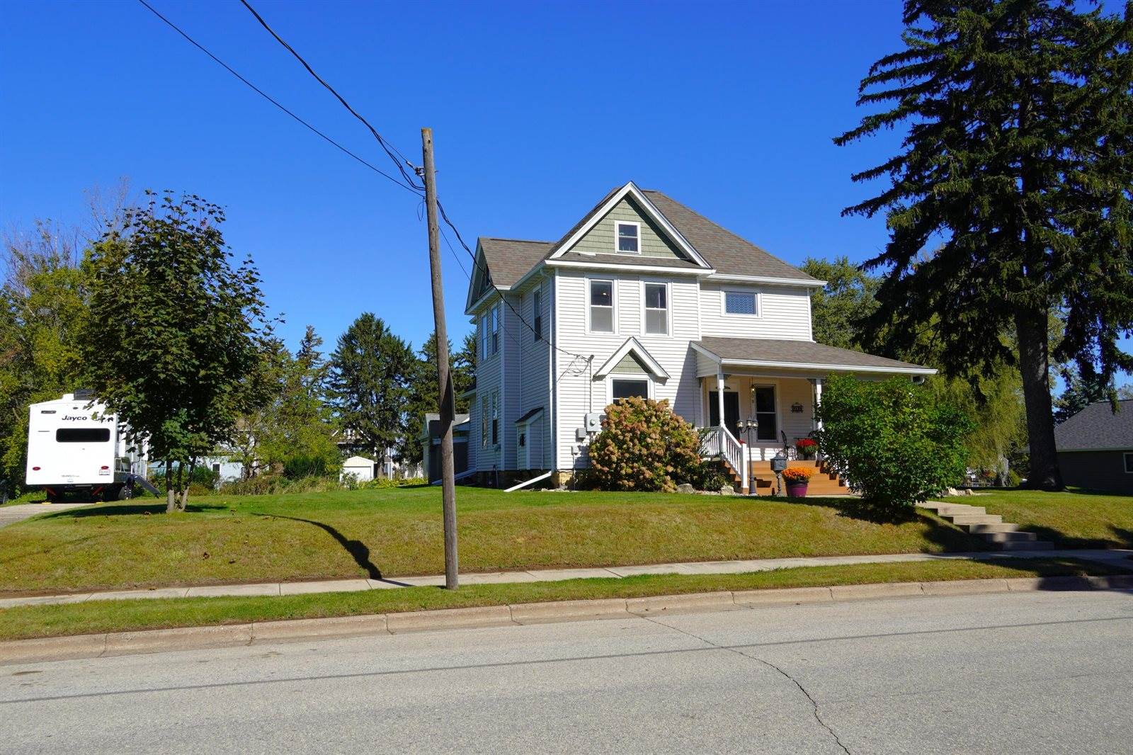 108 West Park St, Westby, WI 54667