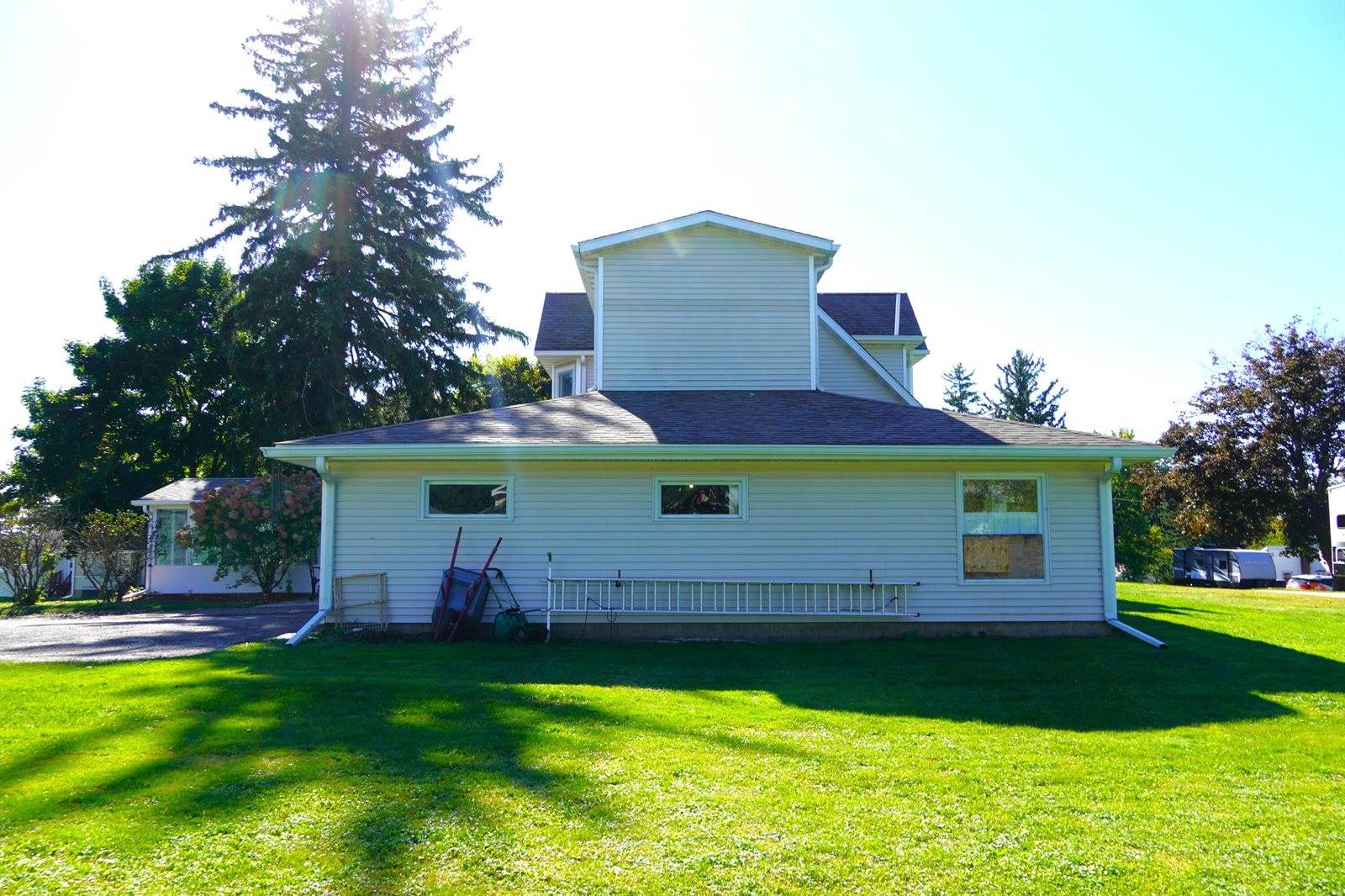 108 West Park St, Westby, WI 54667