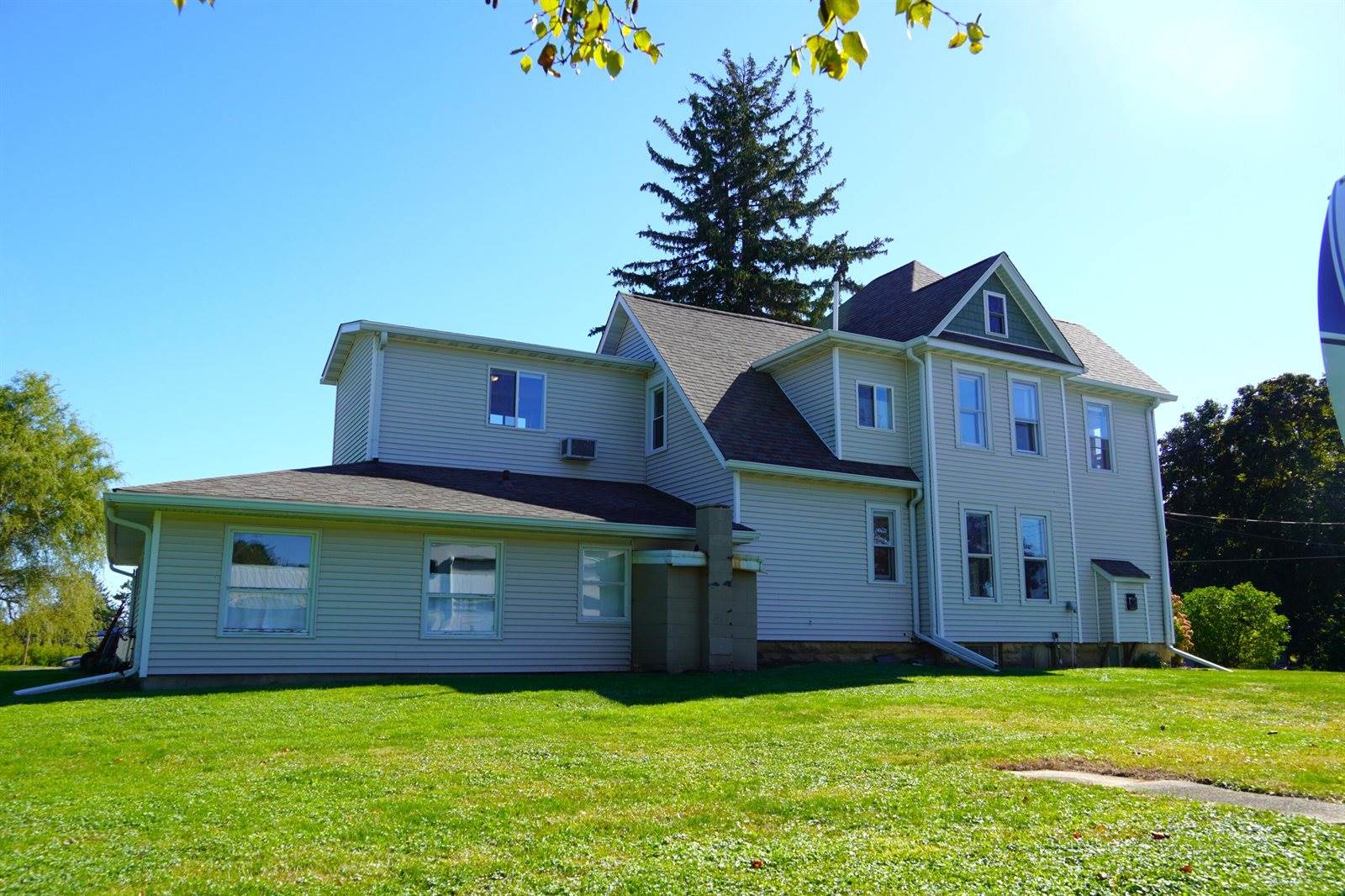 108 West Park St, Westby, WI 54667