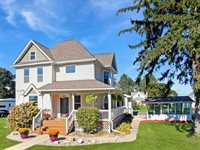 108 West Park St, Westby, WI 54667