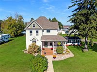 108 West Park St, Westby, WI 54667