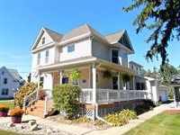 108 West Park St, Westby, WI 54667