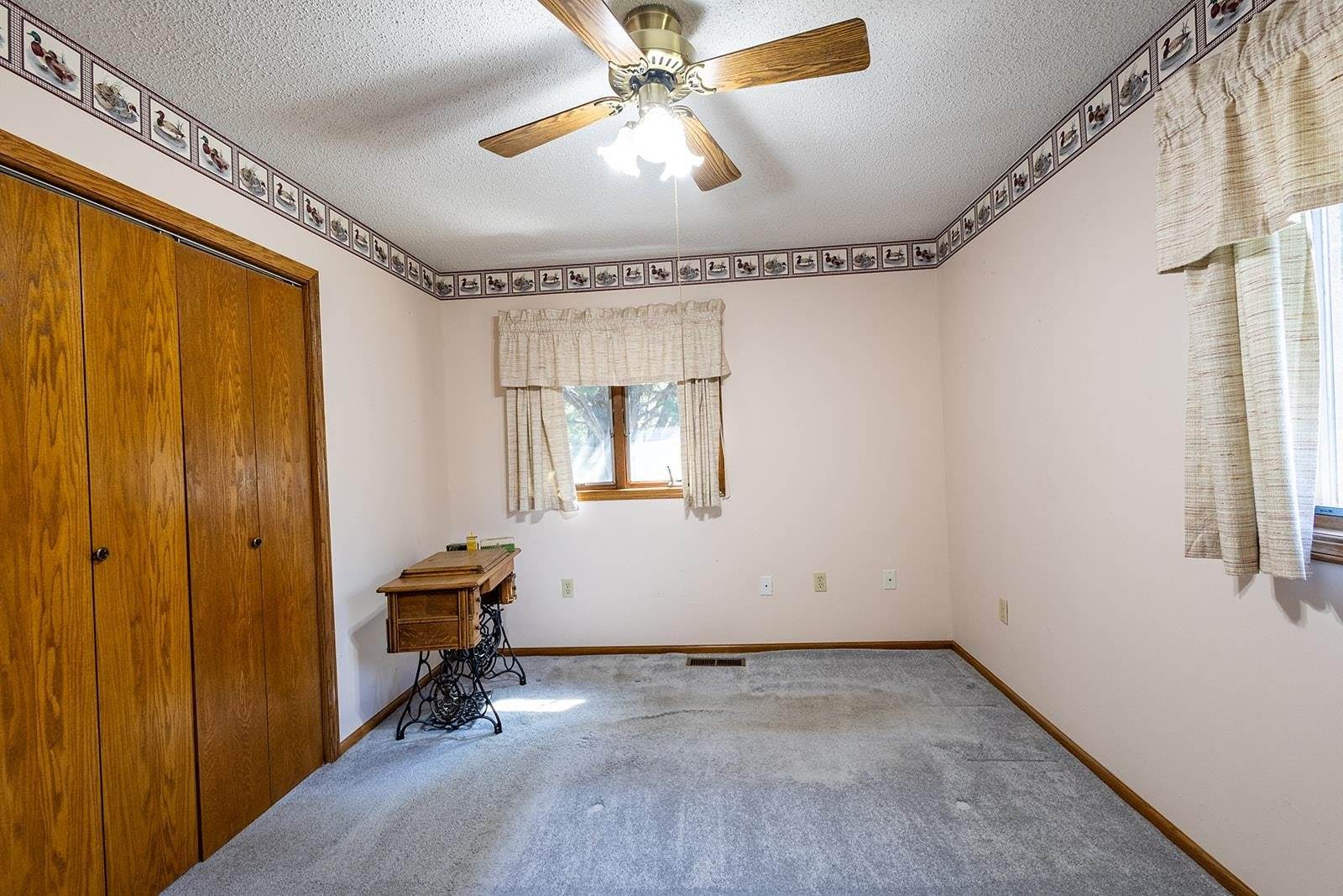 31783 61st Rd, Arkansas City, KS 67005