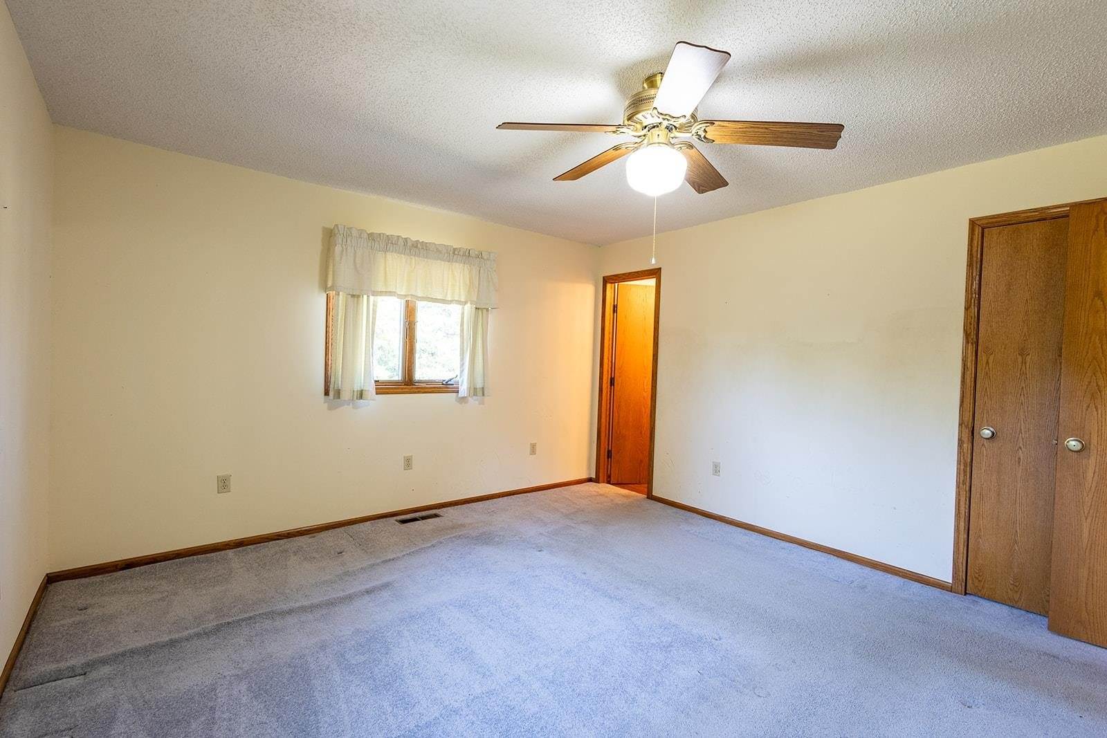 31783 61st Rd, Arkansas City, KS 67005