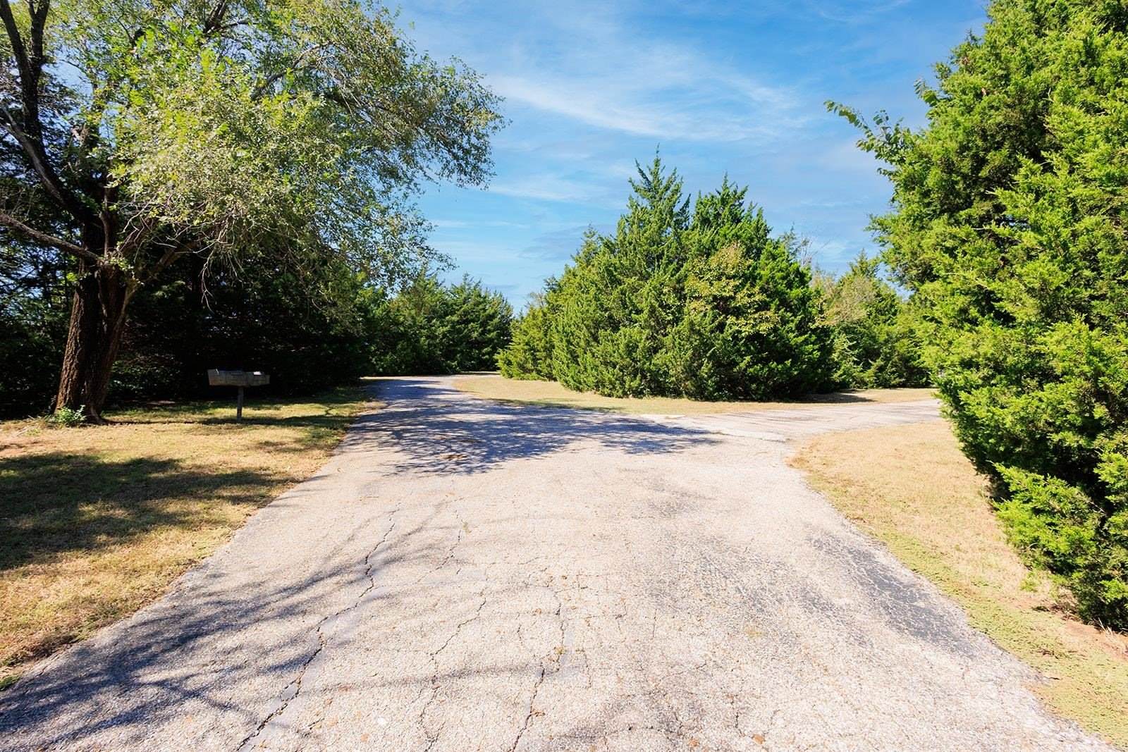 31783 61st Rd, Arkansas City, KS 67005