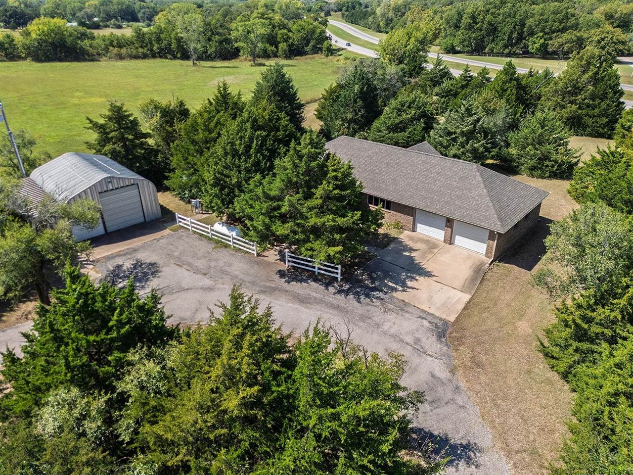 31783 61st Rd, Arkansas City, KS 67005