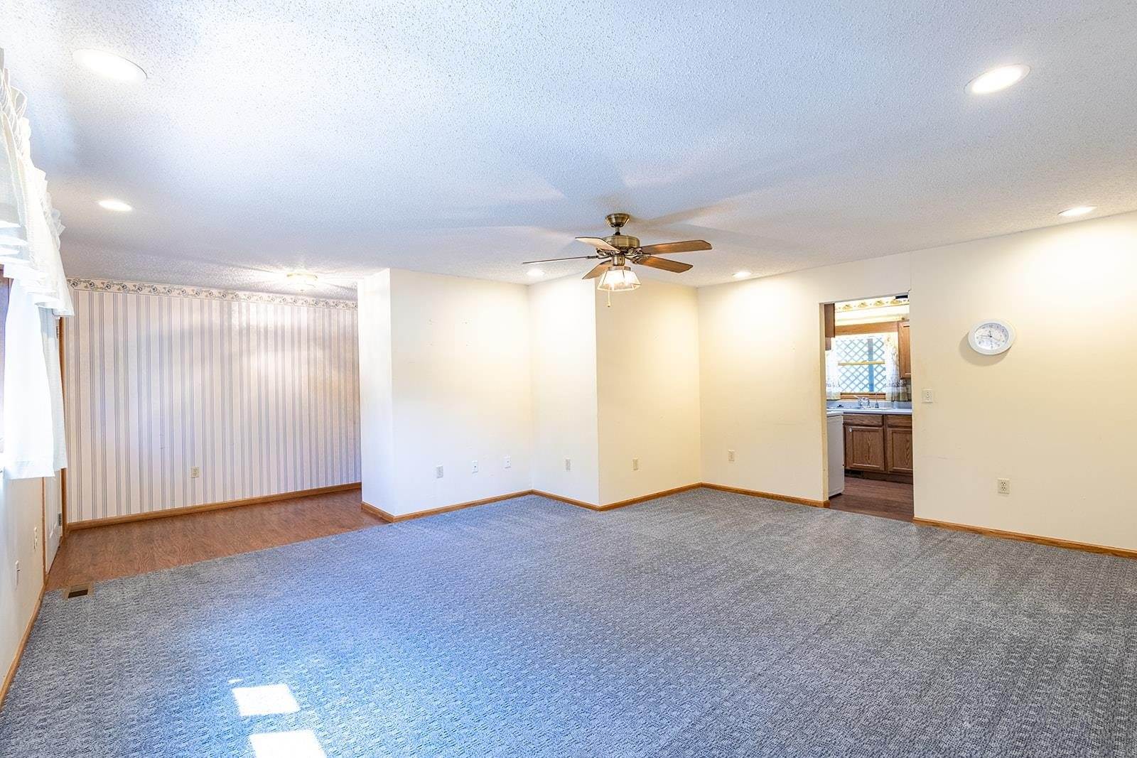 31783 61st Rd, Arkansas City, KS 67005