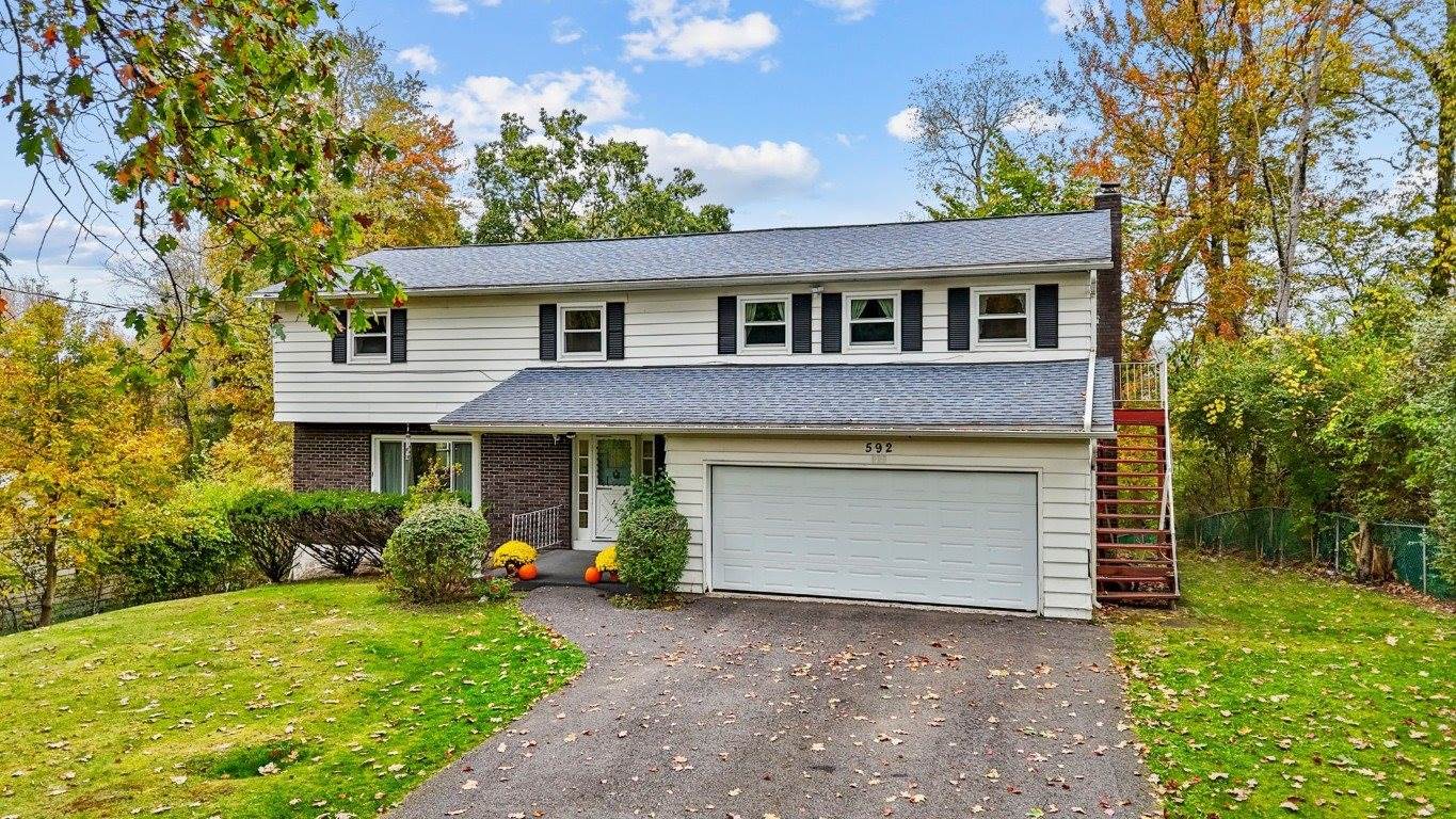 592 Hilton Road, Apalachin, NY 13732