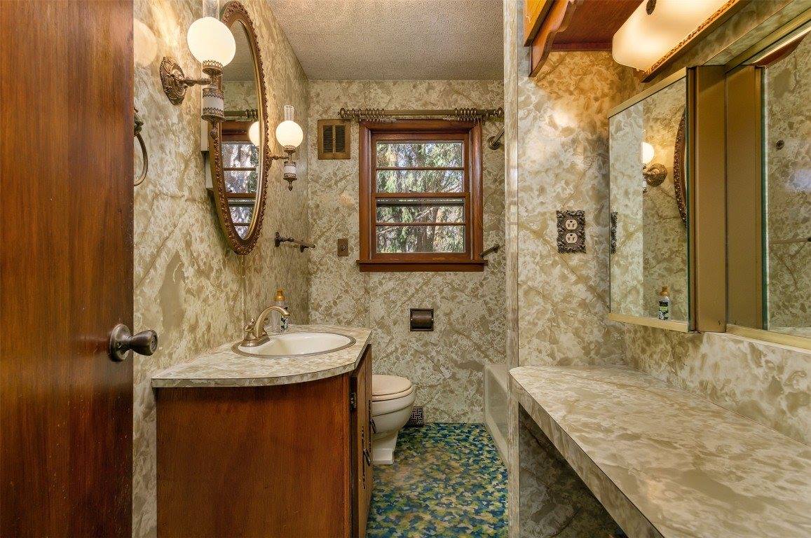 88 Hall Road, Apalachin, NY 13732