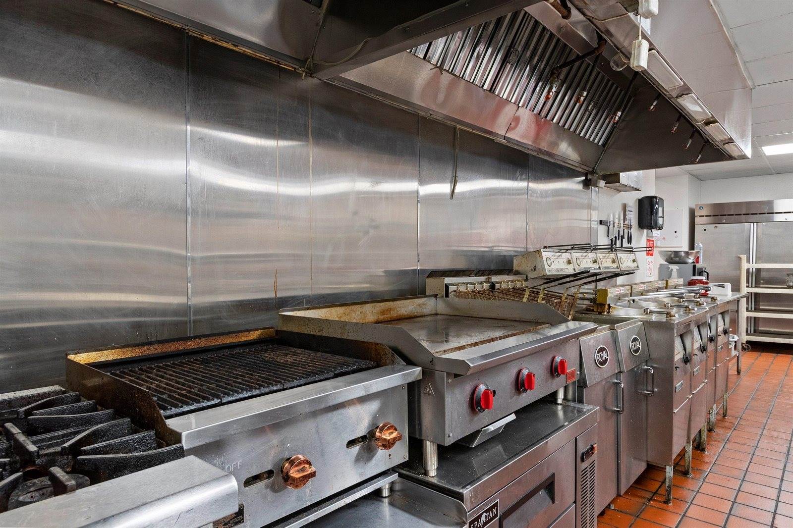 3177 French Road, De Pere, WI 54115