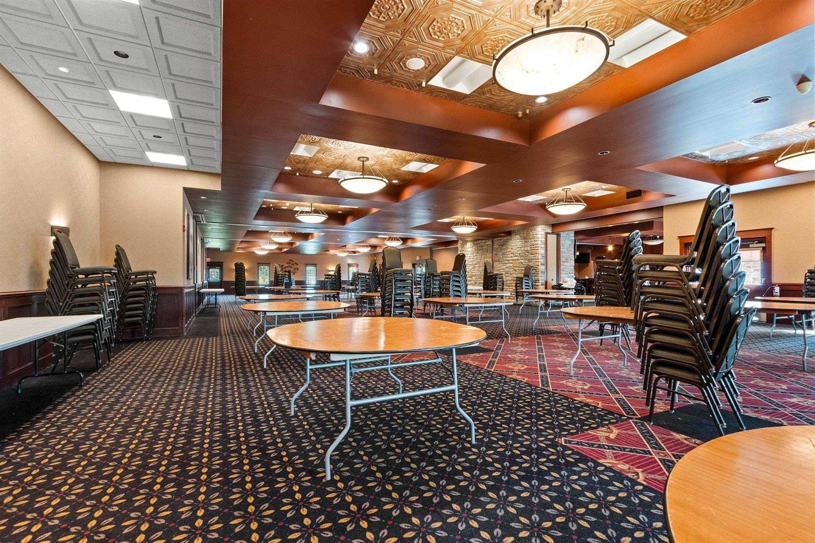 3177 French Road, De Pere, WI 54115