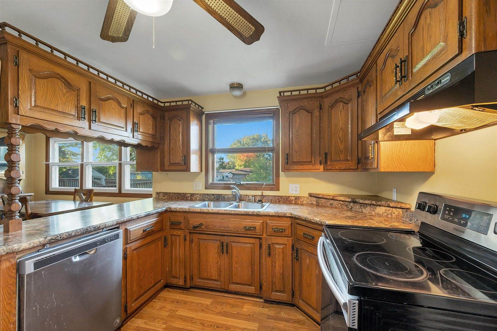 1445 Cormier Road, Green Bay, WI 54313