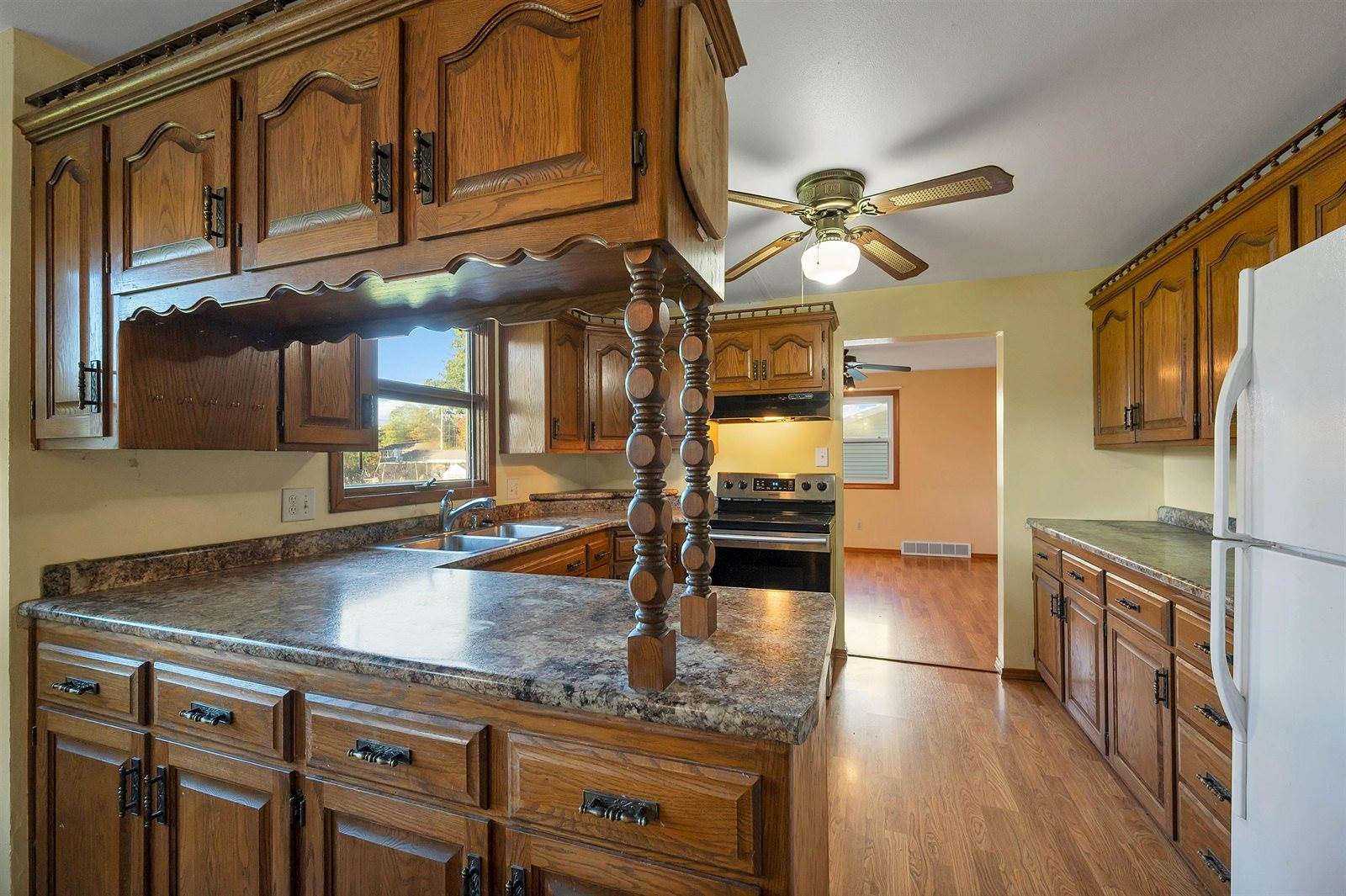 1445 Cormier Road, Green Bay, WI 54313