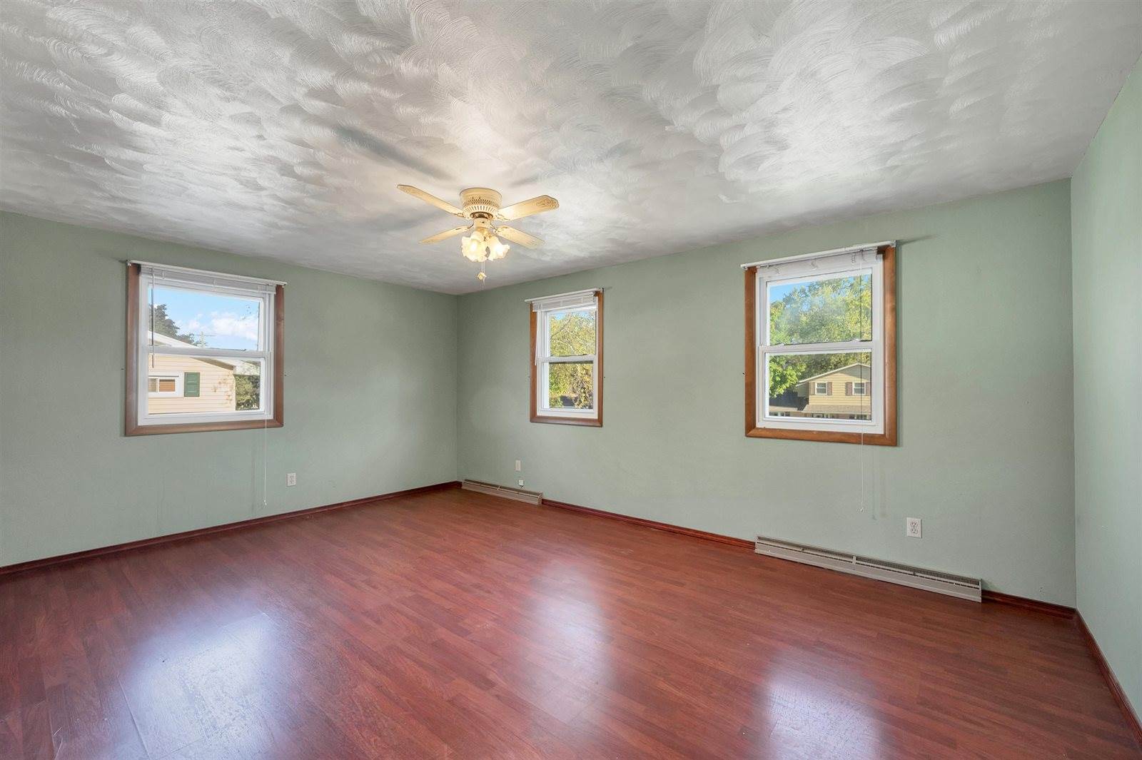 1445 Cormier Road, Green Bay, WI 54313