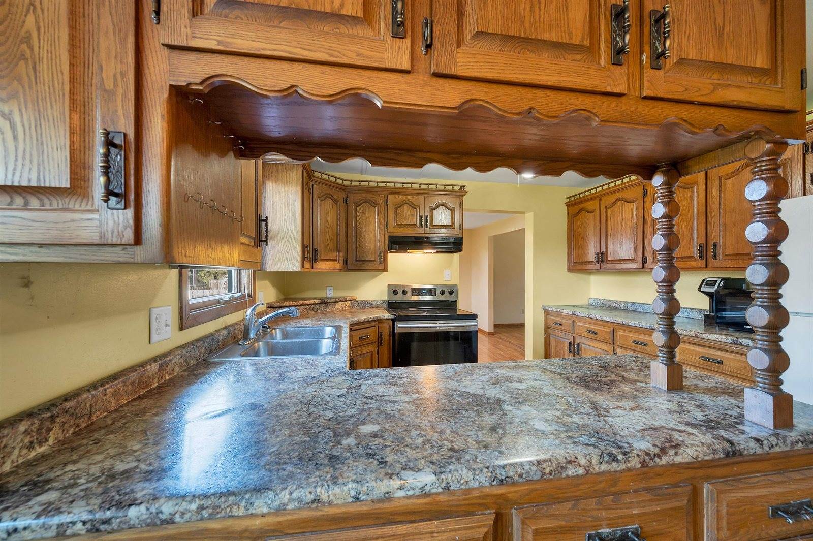 1445 Cormier Road, Green Bay, WI 54313